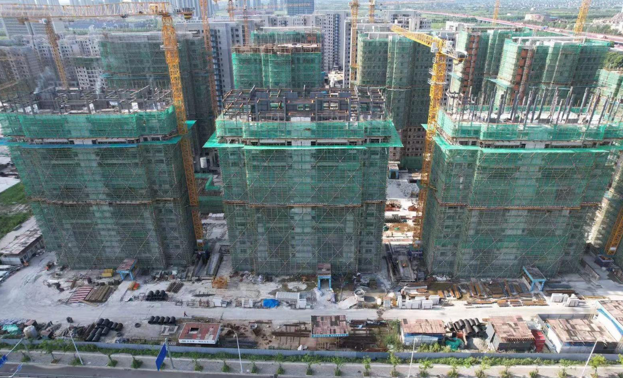 117d33cc2-f667-44e7-81ef-e136cd112999